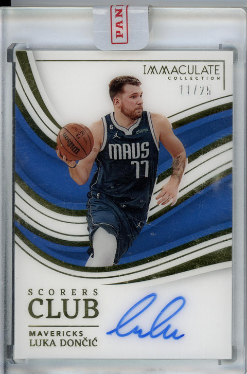 2022-23 Panini Immaculate #SCS-LUD Luka Doncic Scores Club Auto /25