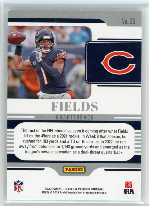 2023 Panini Plaes & Patches #25 Justin Fields Gold /35