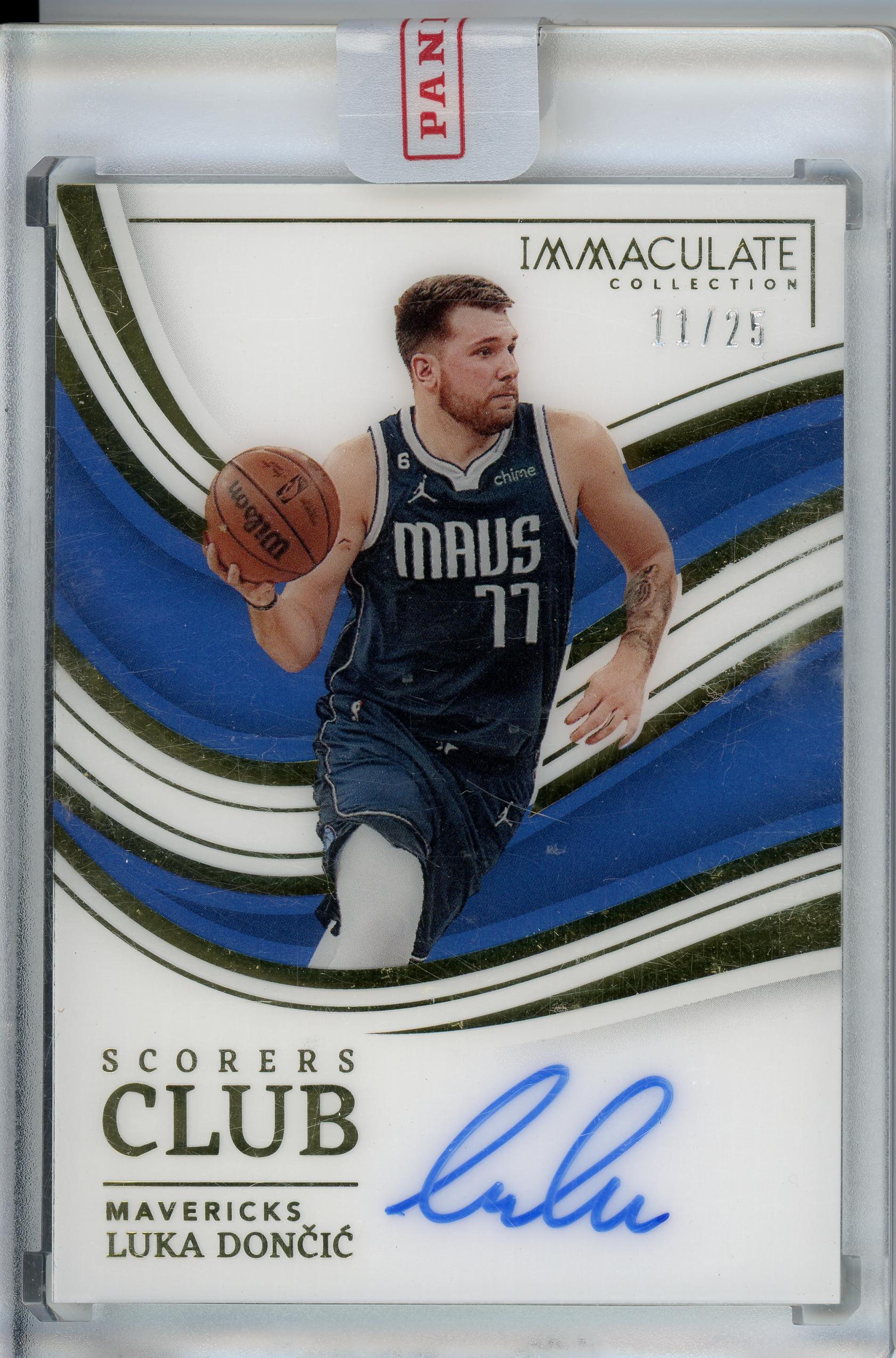 2022-23 Panini Immaculate #SCS-LUD Luka Doncic Scores Club Auto /25
