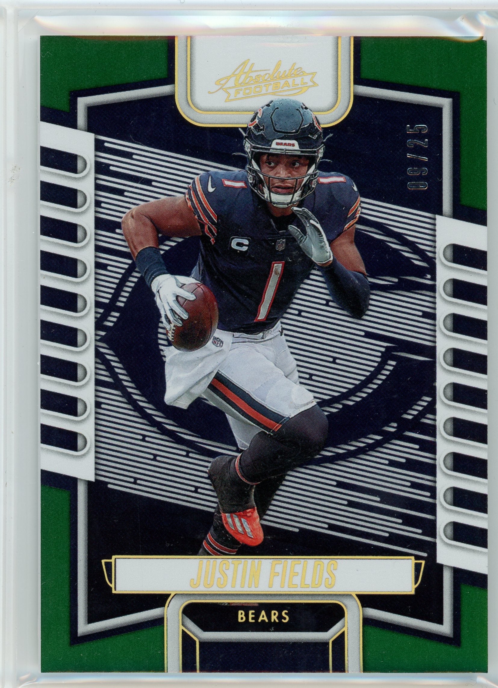 2023 Panini Absolute #30 Justin Fields Spectrum Green #/25