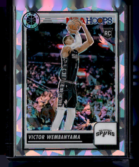 2023-24 Hoops Premium Stock #108 Victor Wembanyama Ice Prizm