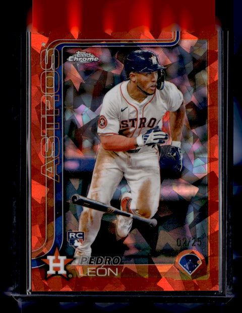 2025 Topps Sapphire #30 Pedro León Orange Holo Foil #/25