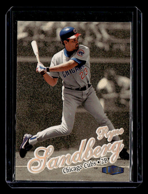 1998 Fleer Ultra #160G Ryne Sandberg Gold Medallion