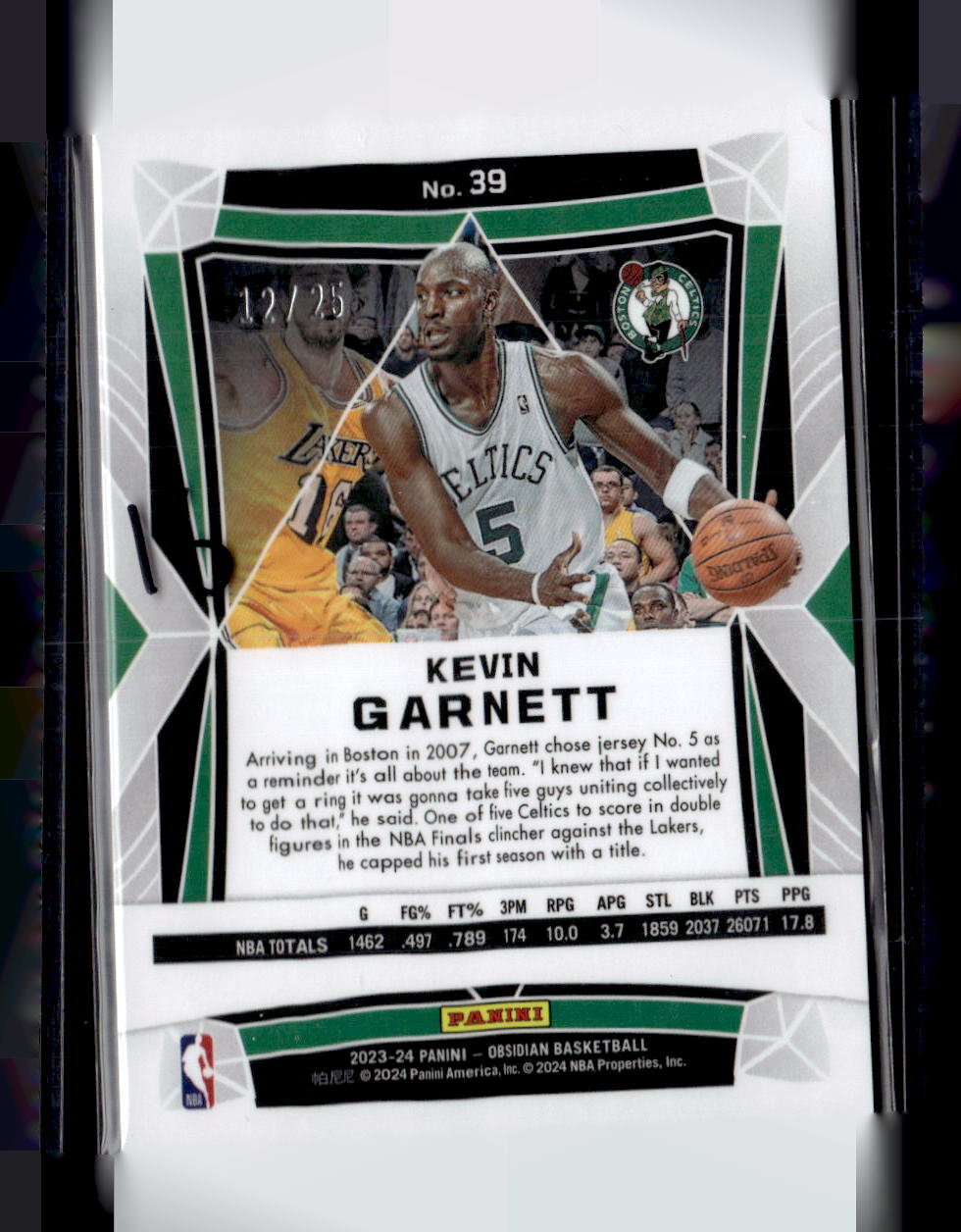 2023-24 Panini Obsidian #39 Kevin Garnett Electric Etch Green #/25