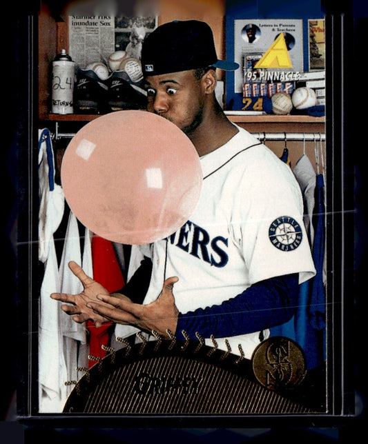 1995 Pinnacle #128 Ken Griffey Jr. — front