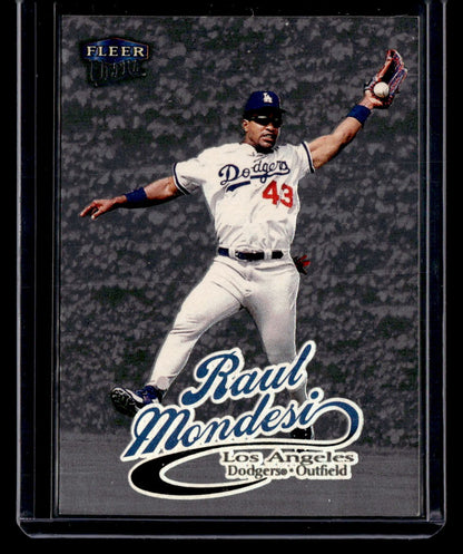 1999 Ultra #181P Raul Mondesi Platinum Medallion #/99 — front