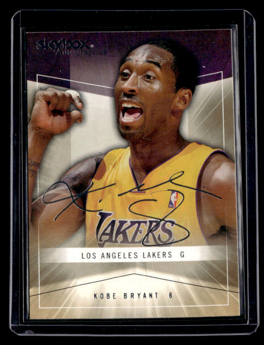 2004-05 SkyBox Autographics,2004-05 SkyBox Autographics,Kobe Bryant - 17,NM
